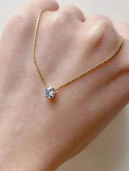 One Diamond Necklace 18k